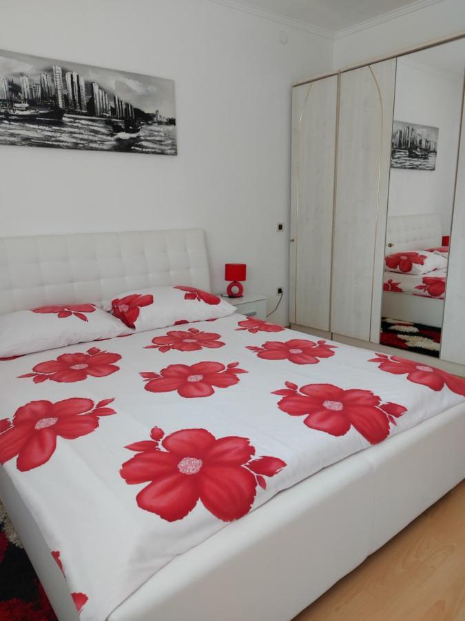 Apartman Palma Marinici  المظهر الخارجي الصورة