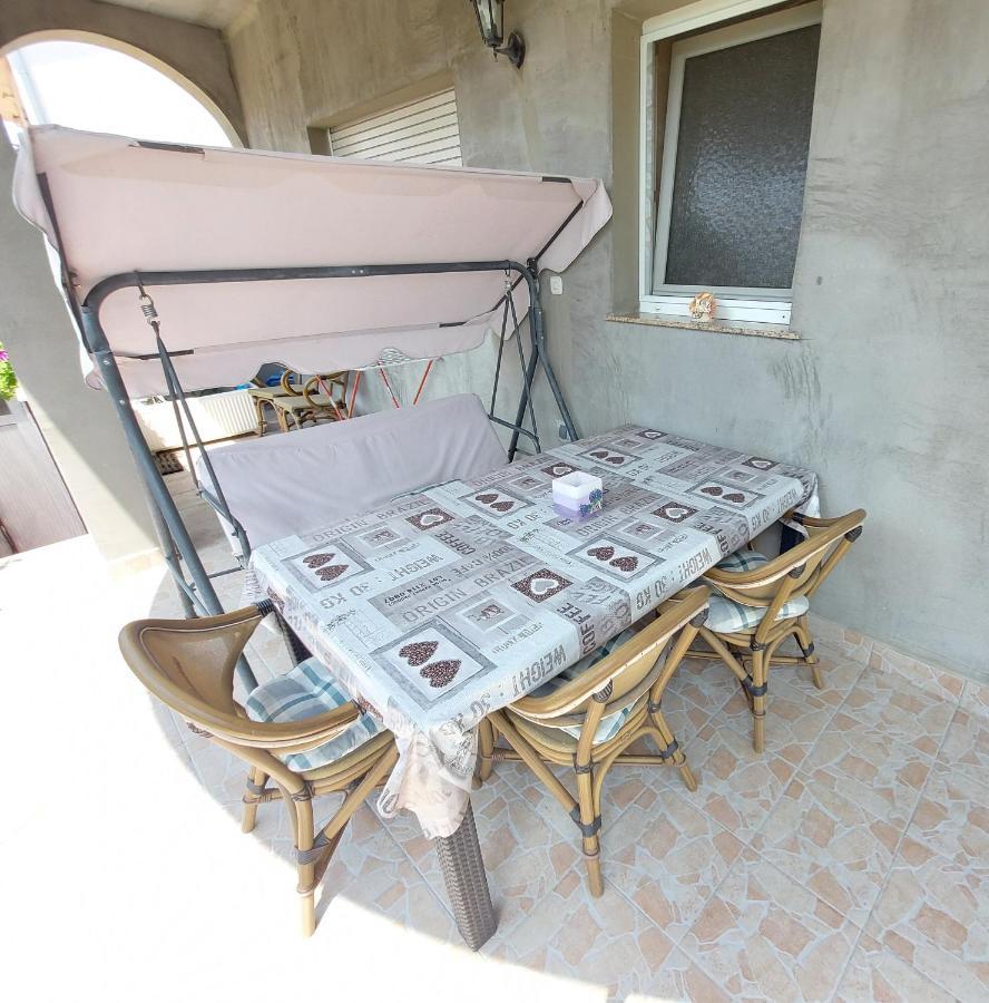 Apartman Palma Marinici  المظهر الخارجي الصورة