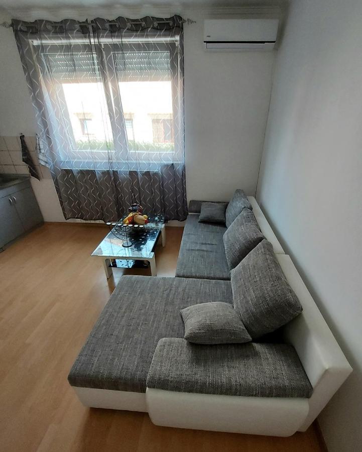 Apartman Palma Marinici  المظهر الخارجي الصورة