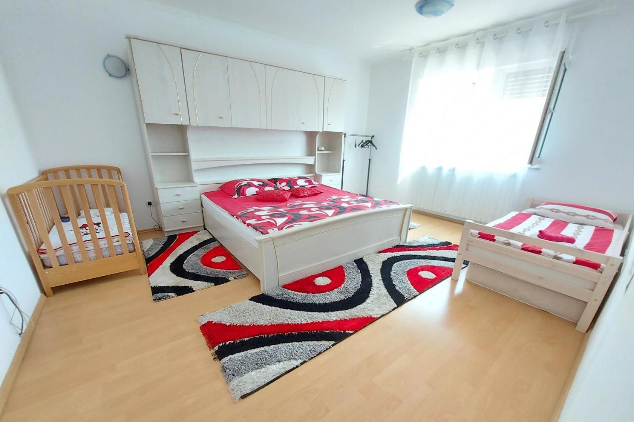 Apartman Palma Marinici  المظهر الخارجي الصورة